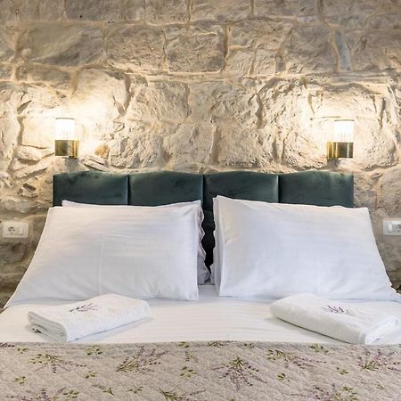 Bonbon Old Town Private En-Suite Room Spalato Esterno foto