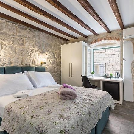 Bonbon Old Town Private En-Suite Room Spalato Esterno foto