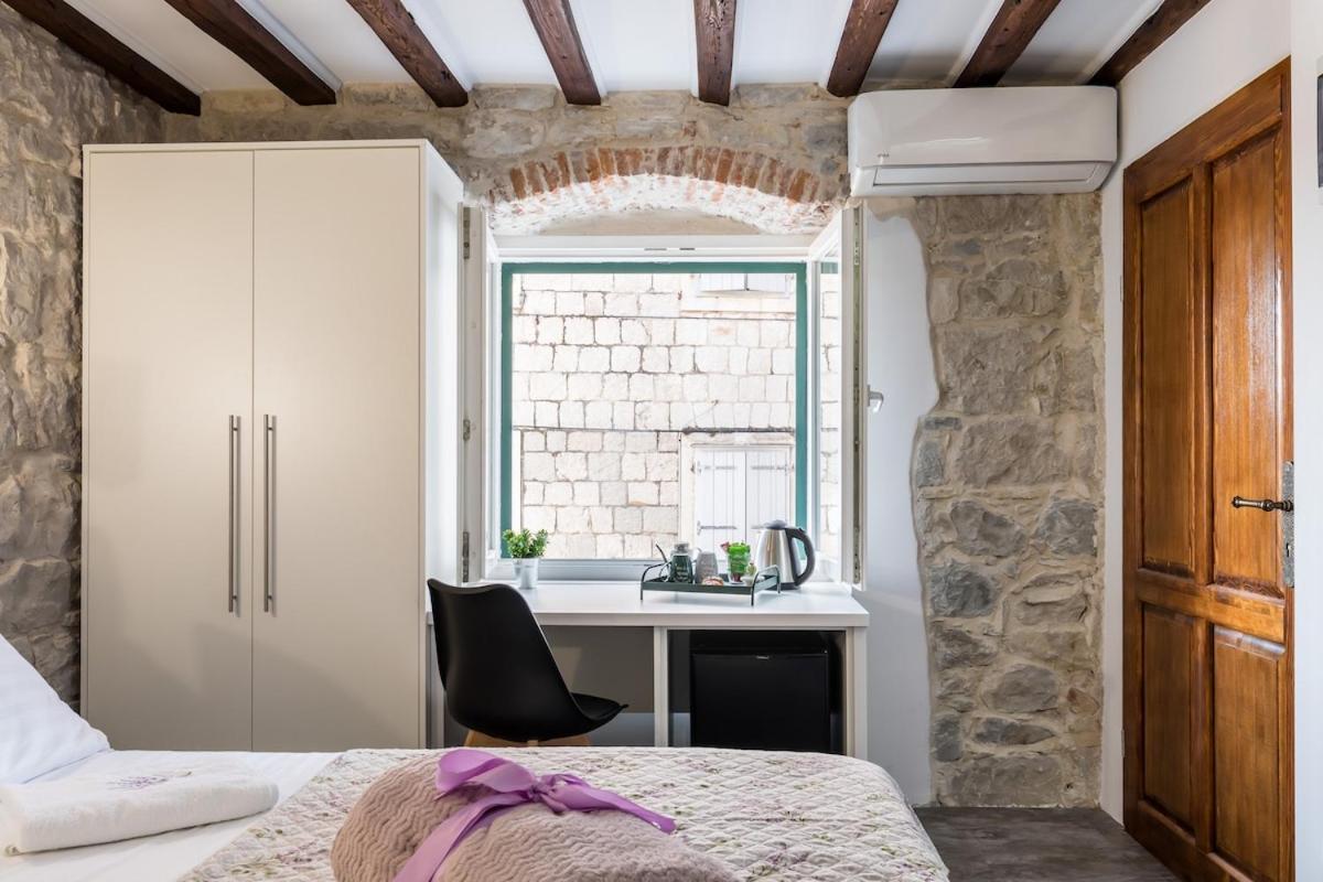 Bonbon Old Town Private En-Suite Room Spalato Esterno foto