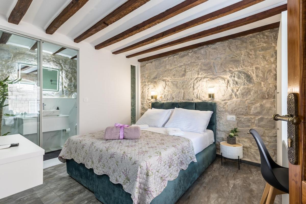 Bonbon Old Town Private En-Suite Room Spalato Esterno foto